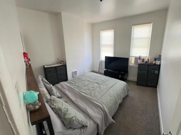 2715 N Hope Street, Philadelphia PA 19133