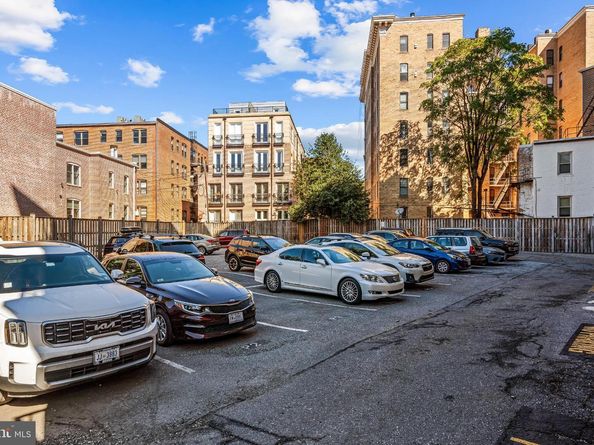 1816 New Hampshire Avenue NW 1009, Washington DC 20009