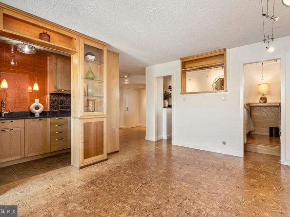 1816 New Hampshire Avenue NW 1009, Washington DC 20009