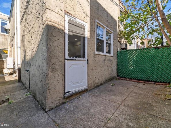 904 Dickinson Street, Philadelphia PA 19147