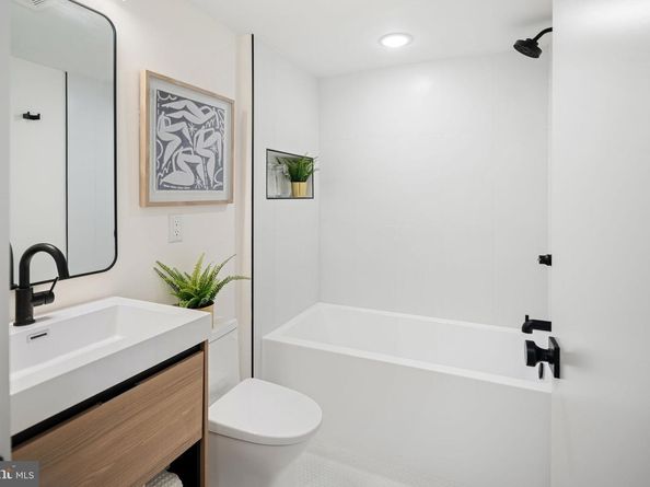 1936-38 York St E 6, Philadelphia PA 19125