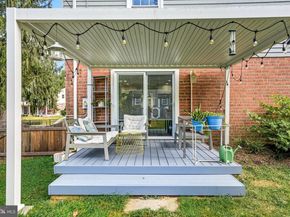 909 Glenroy Road, Philadelphia PA 19128