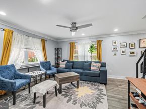 909 Glenroy Road, Philadelphia PA 19128