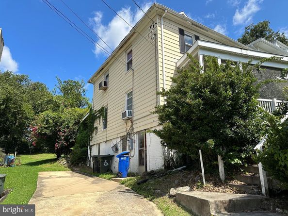 2628 Myrtle Avenue NE, Washington DC 20018