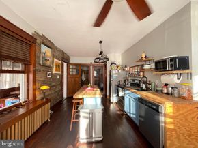 4206 Houghton Street, Philadelphia PA 19128