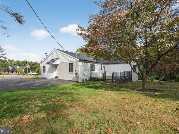 605 Bowers Lane, Wallingford PA 19086