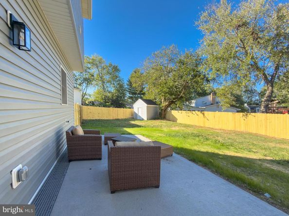 656 Stuart Court, Herndon VA 20170