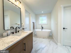 656 Stuart Court, Herndon VA 20170