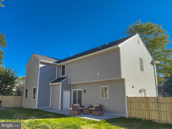 656 Stuart Court, Herndon VA 20170