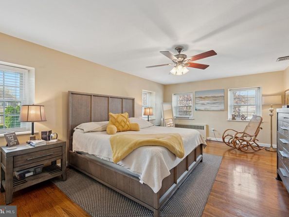 1025 Shadeland Avenue, Drexel Hill PA 19026