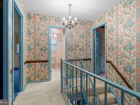 60 Signal Hill Road, Holland PA 18966