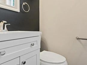 2336 Pierce Street, Philadelphia PA 19145