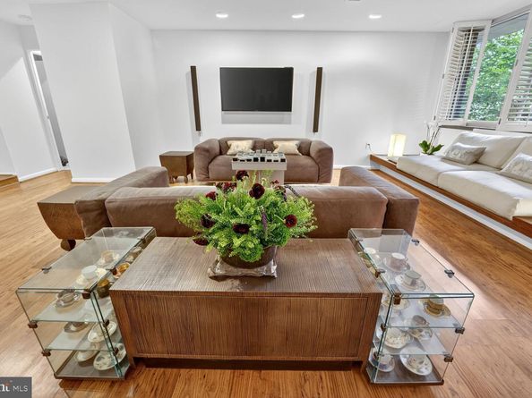 4100 Cathedral Avenue NW 615, Washington DC 20016