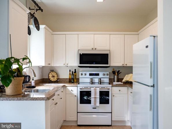 4561 Strutfield Lane 3115, Alexandria VA 22311