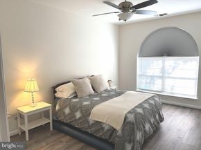4561 Strutfield Lane 3115, Alexandria VA 22311