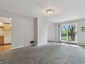 1575 W Street Road 721, Warminster PA 18974