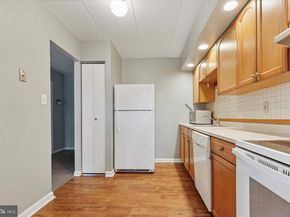 1575 W Street Road 721, Warminster PA 18974