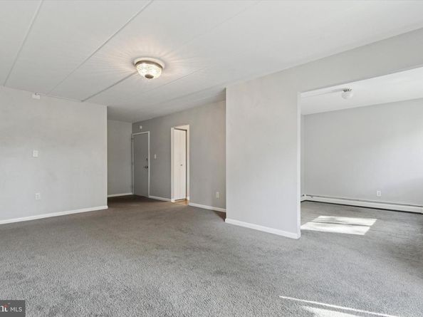 1575 W Street Road 721, Warminster PA 18974