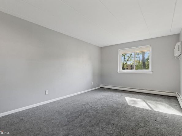 1575 W Street Road 721, Warminster PA 18974