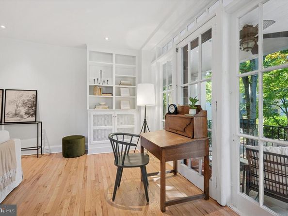 525 Burnham Road, Philadelphia PA 19119