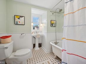 525 Burnham Road, Philadelphia PA 19119