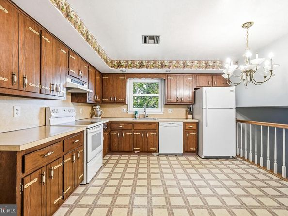 167 Gilbert Drive, Morrisville PA 19067