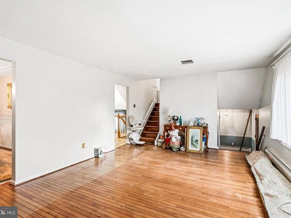 167 Gilbert Drive, Morrisville PA 19067