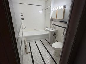 1324 Locust Street 1514, Philadelphia PA 19107