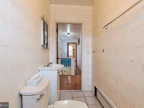 809 Earp Street, Philadelphia PA 19147