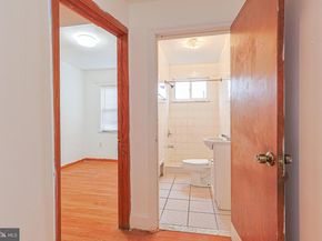 809 Earp Street, Philadelphia PA 19147