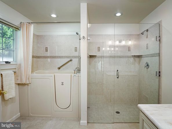 263 Lafayette Lane, Chesterbrook PA 19087