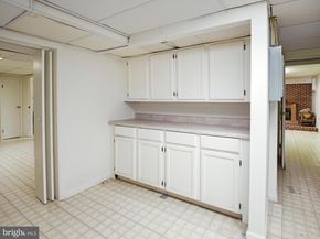 263 Lafayette Lane, Chesterbrook PA 19087