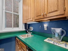 2516 Cliffbourne Place NW, Washington DC 20009