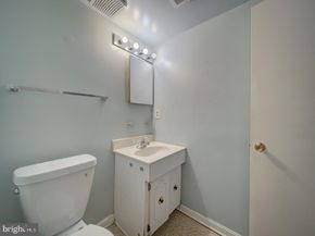 3459 Summit Court NE 3459, Washington DC 20018