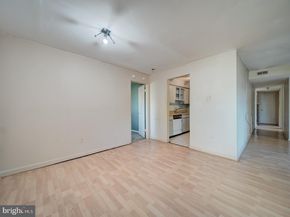 3459 Summit Court NE 3459, Washington DC 20018