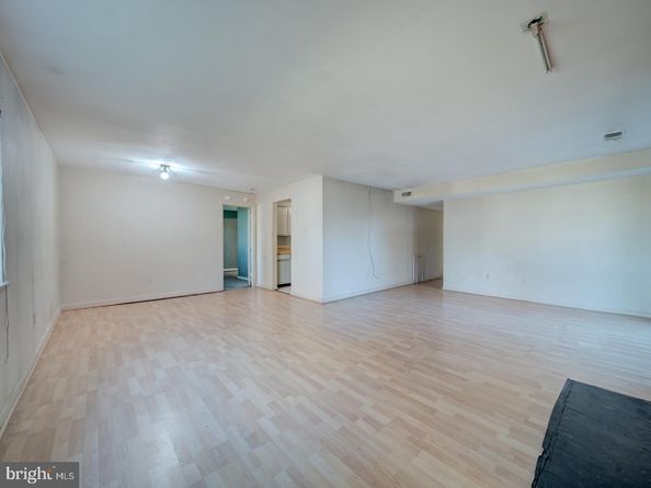 3459 Summit Court NE 3459, Washington DC 20018