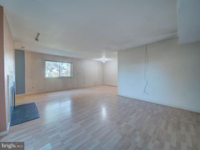 3459 Summit Court NE 3459, Washington DC 20018