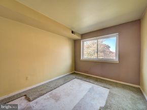 3459 Summit Court NE 3459, Washington DC 20018