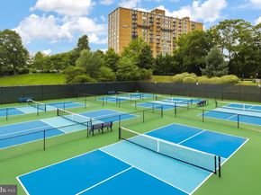 205 Yoakum Parkway 823, Alexandria VA 22304