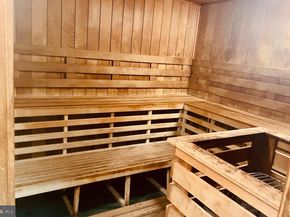 205 Yoakum Parkway 823, Alexandria VA 22304