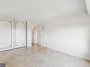 205 Yoakum Parkway 823, Alexandria VA 22304