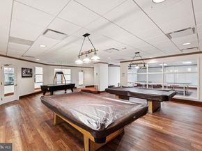 205 Yoakum Parkway 823, Alexandria VA 22304
