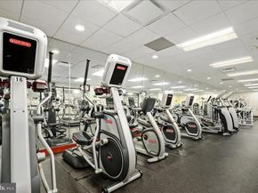 205 Yoakum Parkway 823, Alexandria VA 22304