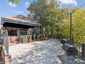 205 Yoakum Parkway 823, Alexandria VA 22304