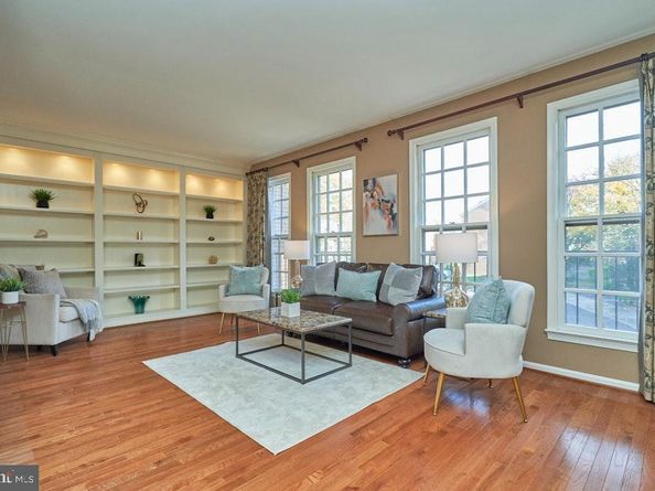 5116 Woodmire Lane, Alexandria VA 22311