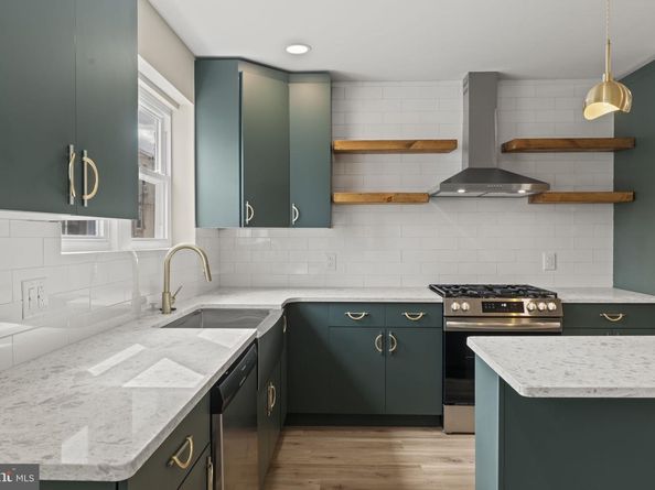 5520 Florence Avenue, Philadelphia PA 19143