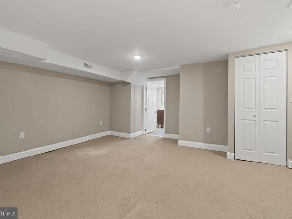 5520 Florence Avenue, Philadelphia PA 19143