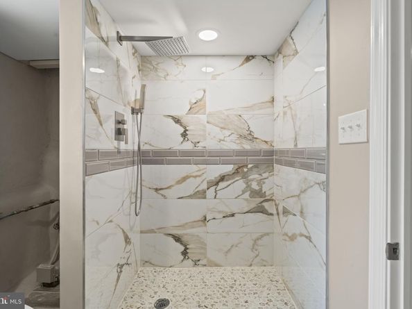 5520 Florence Avenue, Philadelphia PA 19143