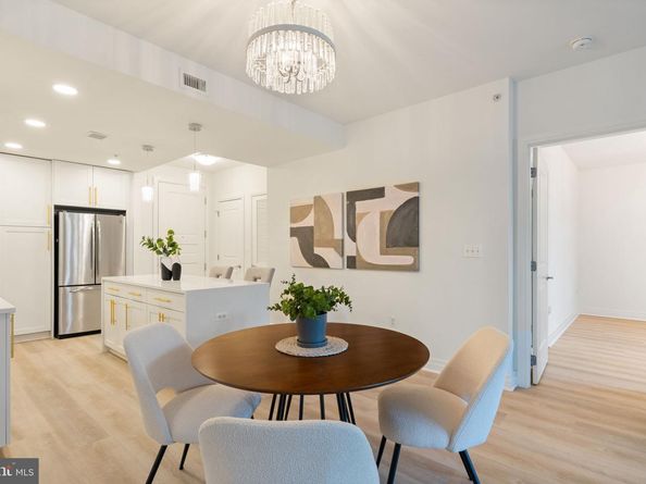 8220 Crestwood Heights Drive 315, Mclean VA 22102