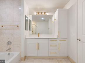 8220 Crestwood Heights Drive 315, Mclean VA 22102